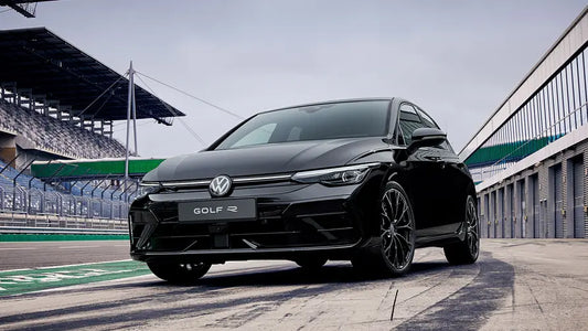 Menacing new Volkswagen Golf R MK8.5 revealed!