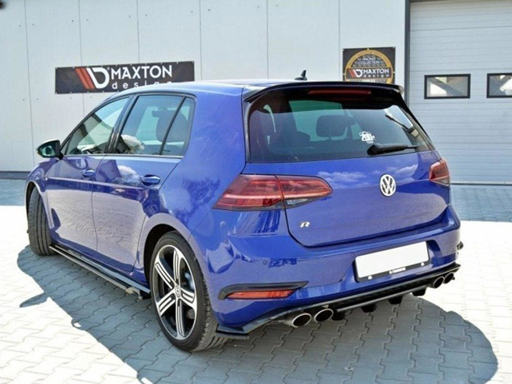 Maxton Design Street Plus Central Rear Splitter - VW Golf R Mk7.5