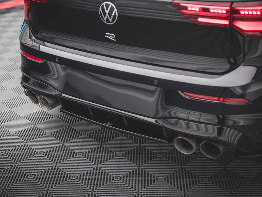 Maxton Design Street Plus Central Rear Splitter - VW Golf R Mk8