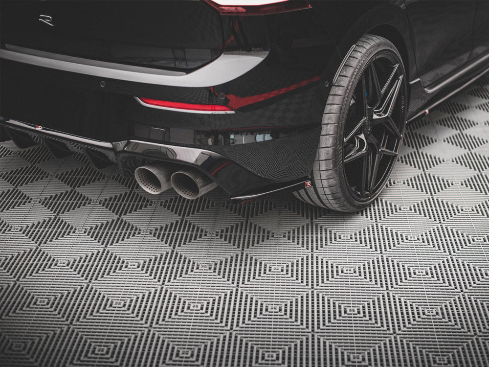 Divisores laterales traseros Maxton Design Street Plus V3 - VW Golf R Mk8