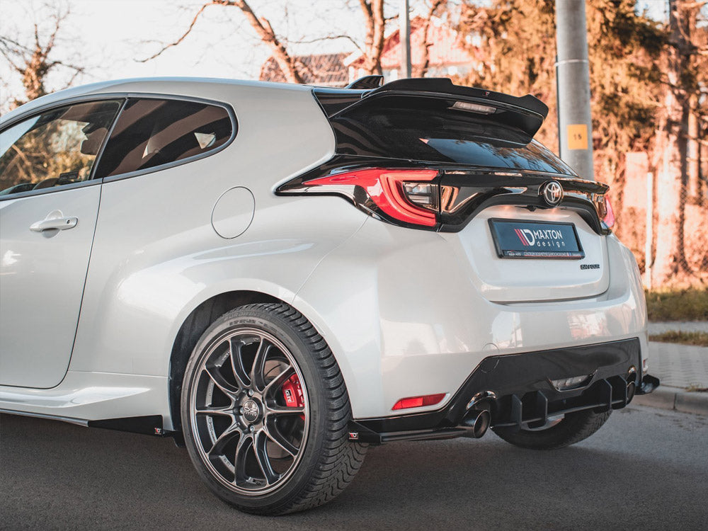 Divisores laterales traseros y aletas Maxton Design Street Pro - Toyota GR Yaris