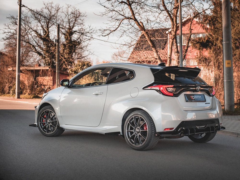 Difusores y aletas laterales Maxton Design Street Pro - Toyota GR Yaris