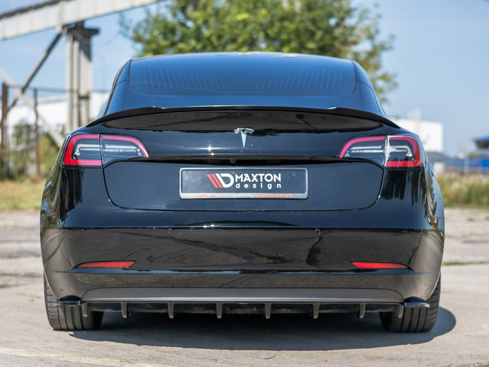 Maxton Design Street Plus Rear Valance V1 - Tesla Model 3