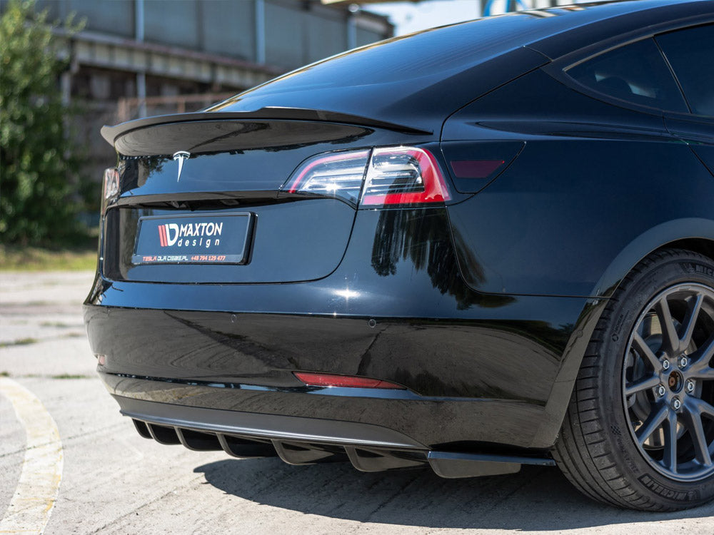 Maxton Design Street Plus Rear Valance V1 - Tesla Model 3