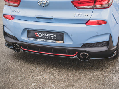 Maxton Design Street Plus Central Rear Splitter V1 - Hyundai i30N Hatchback