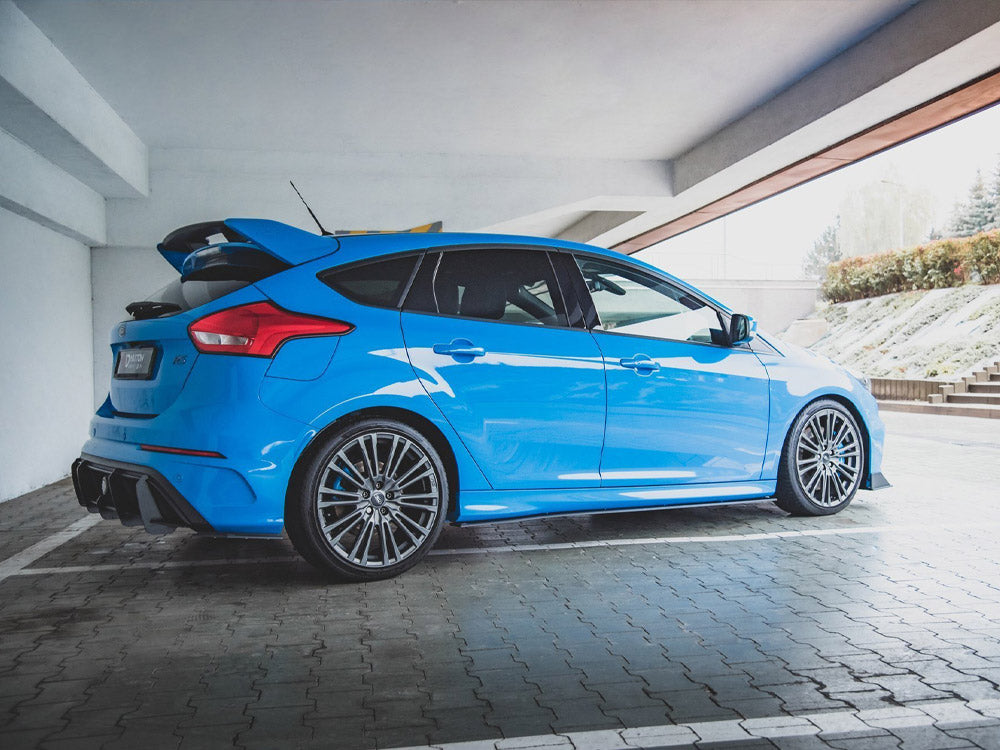 Diffuseurs de jupes latérales Maxton Design Street Pro – Ford Focus RS Mk3