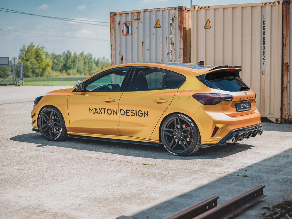 Capuchon de spoiler Maxton Design Street Plus V1 pour Ford Focus ST Mk4