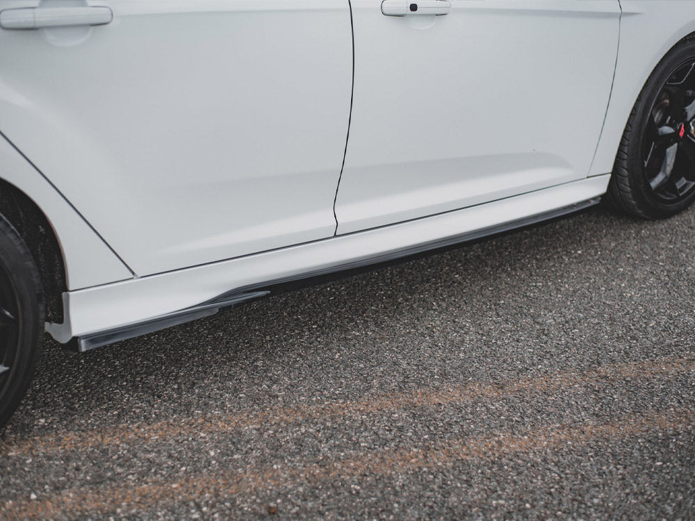 Diffuseurs de jupes latérales Maxton Design Street Plus V2 - Ford Focus RS Mk3