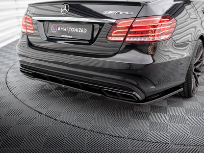 Maxton Design Street Plus Central Rear Splitter - Mercedes E63 AMG W212 Facelift