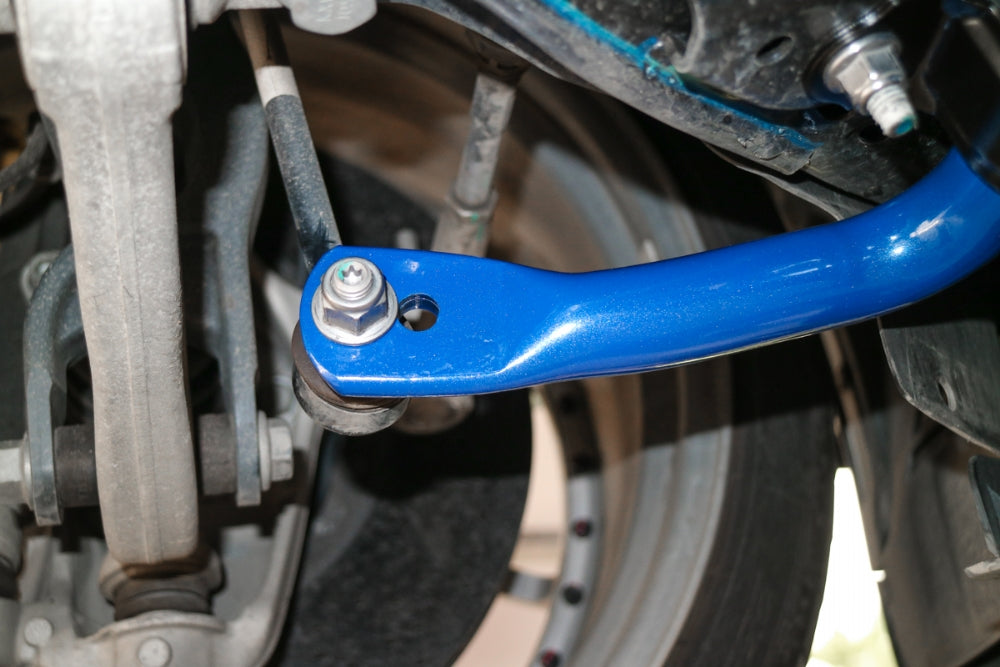 Barra estabilizadora delantera Hardrace - Tesla Model Y 