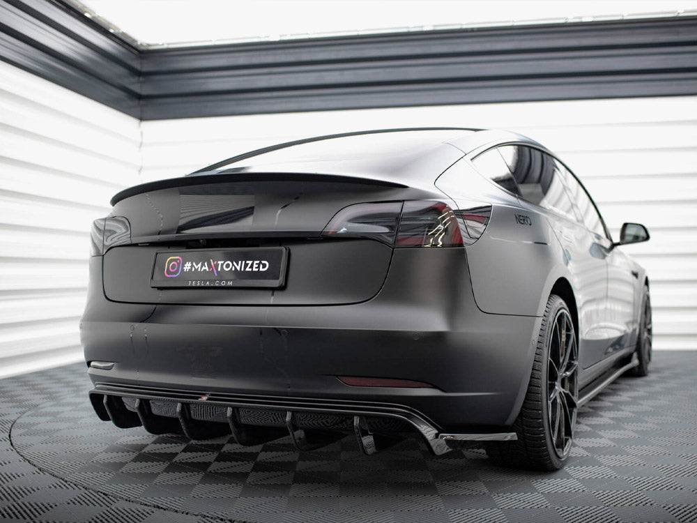 Maxton Design Street Plus Rear Valance V2 - Tesla Model 3