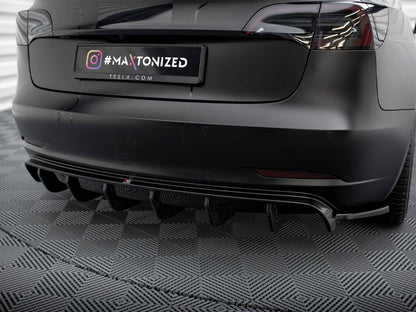 Maxton Design Street Plus Rear Valance V2 - Tesla Model 3