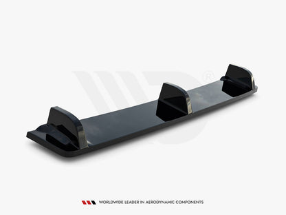 Maxton Design Street Plus Central Rear Splitter V2 - VW Golf R Mk7