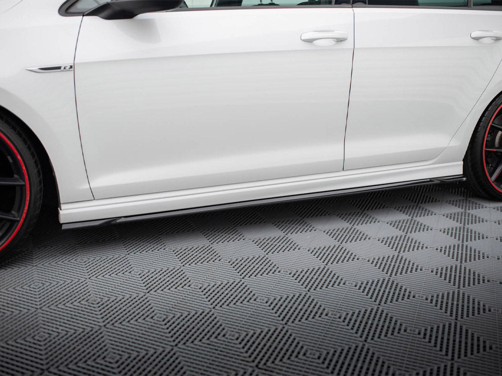 Diffuseurs de jupes latérales Maxton Design Street Plus V4 - VW Golf R Mk7
