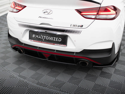 Maxton Design Street Plus Central Rear Splitter V2 - Hyundai i30N Fastback