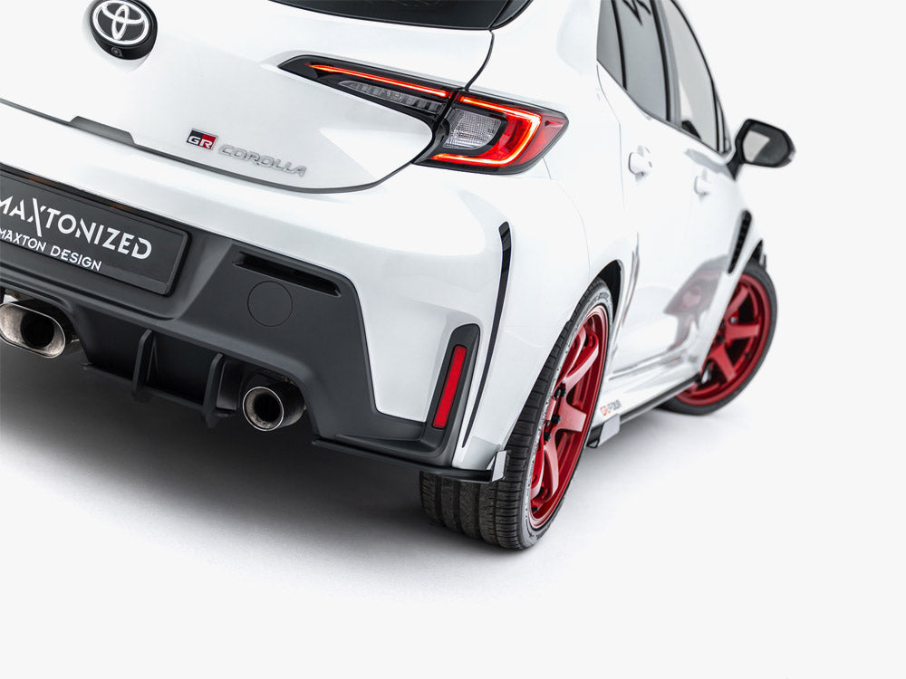 Divisores laterales traseros y aletas Maxton Design Street Pro - Toyota GR Yaris