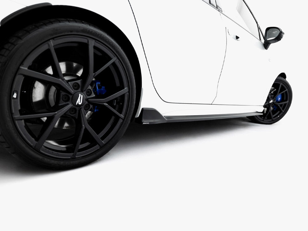 Difusores de faldones laterales Maxton Design Street Plus V1 - VW Golf R Mk8