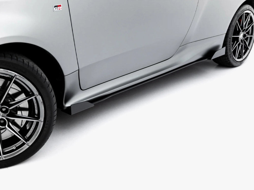 Difusores de faldón lateral Maxton Design Street Pro + Solapas - Toyota GR Yaris Gen 2