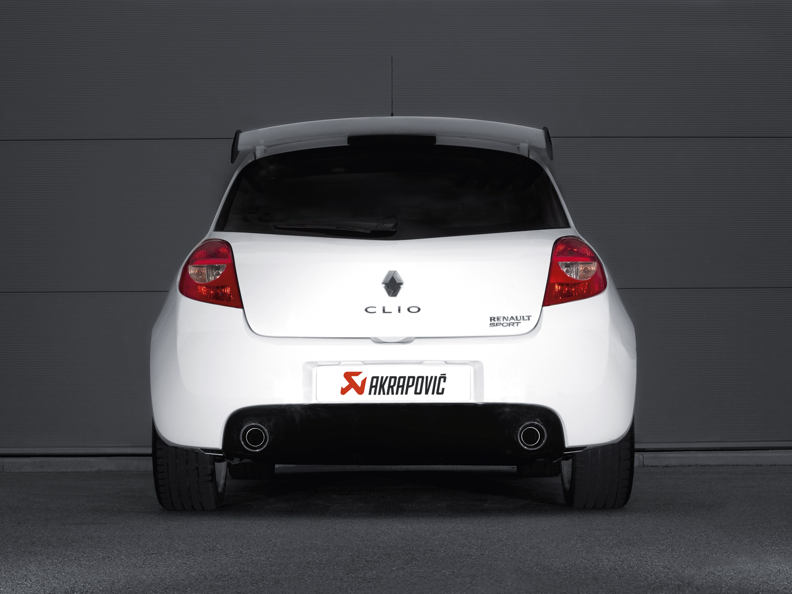 Akrapovic Slip-On Exhaust - Renault Clio Mk3 RS 200