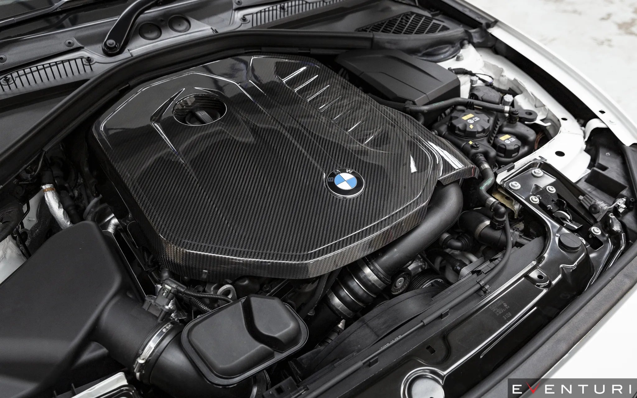 Eventuri Carbon Fibre Engine Cover for BMW M140i/M240i F2x B58