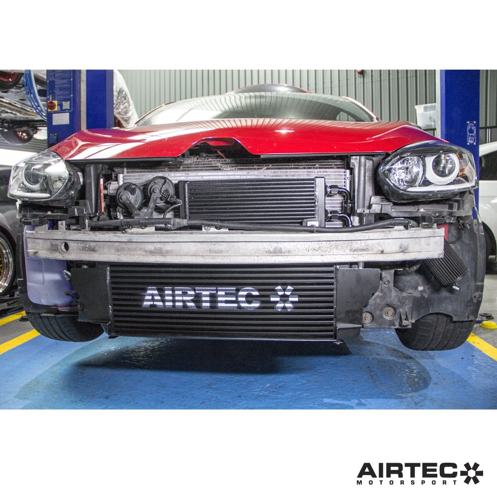 Refrigerador de aceite AIRTEC Motorsport para Renault Megane Mk3 RS 250 / 265 / 275