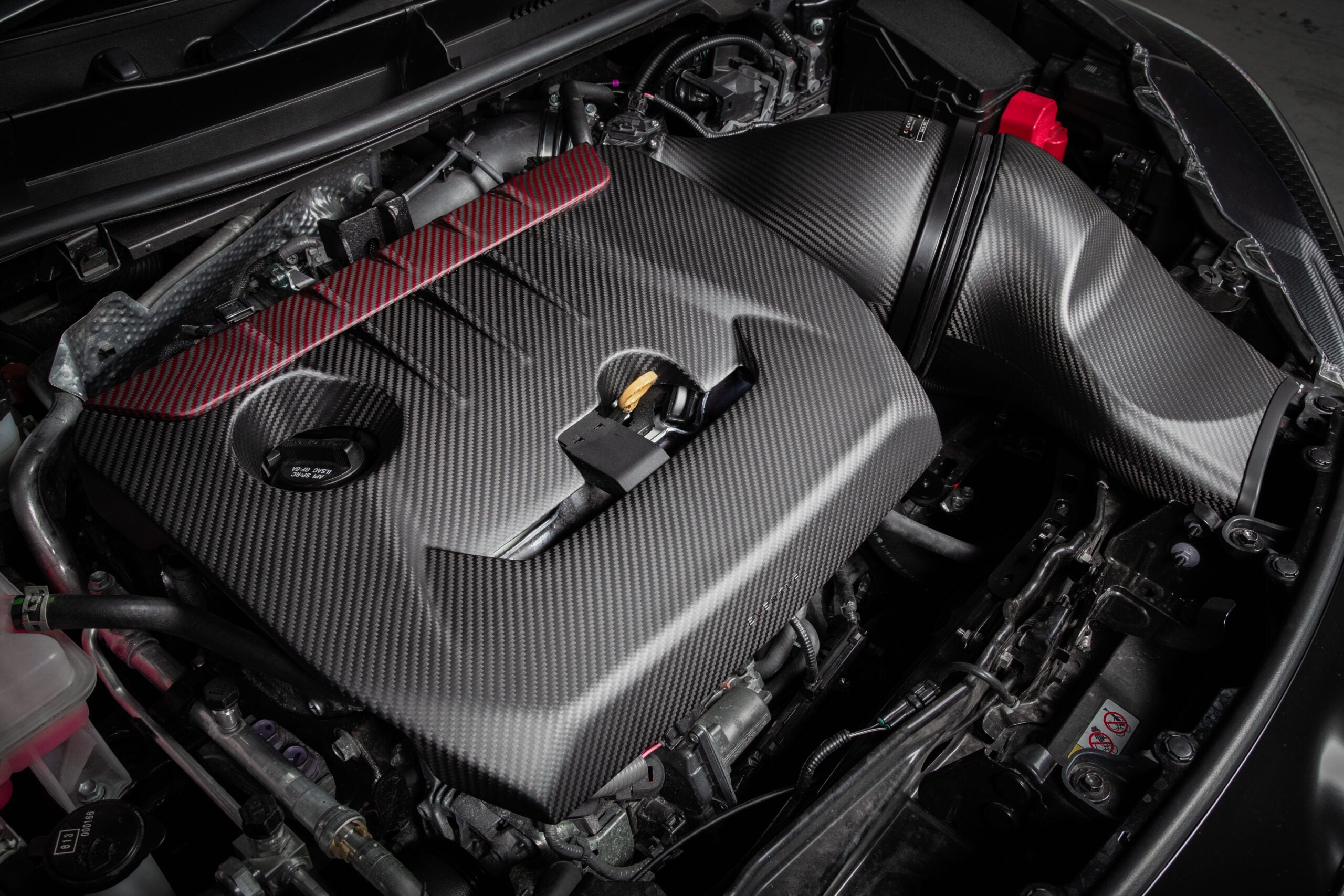 Eventuri Carbon Fibre Engine Cover for Toyota GR Corolla G16E-GTS