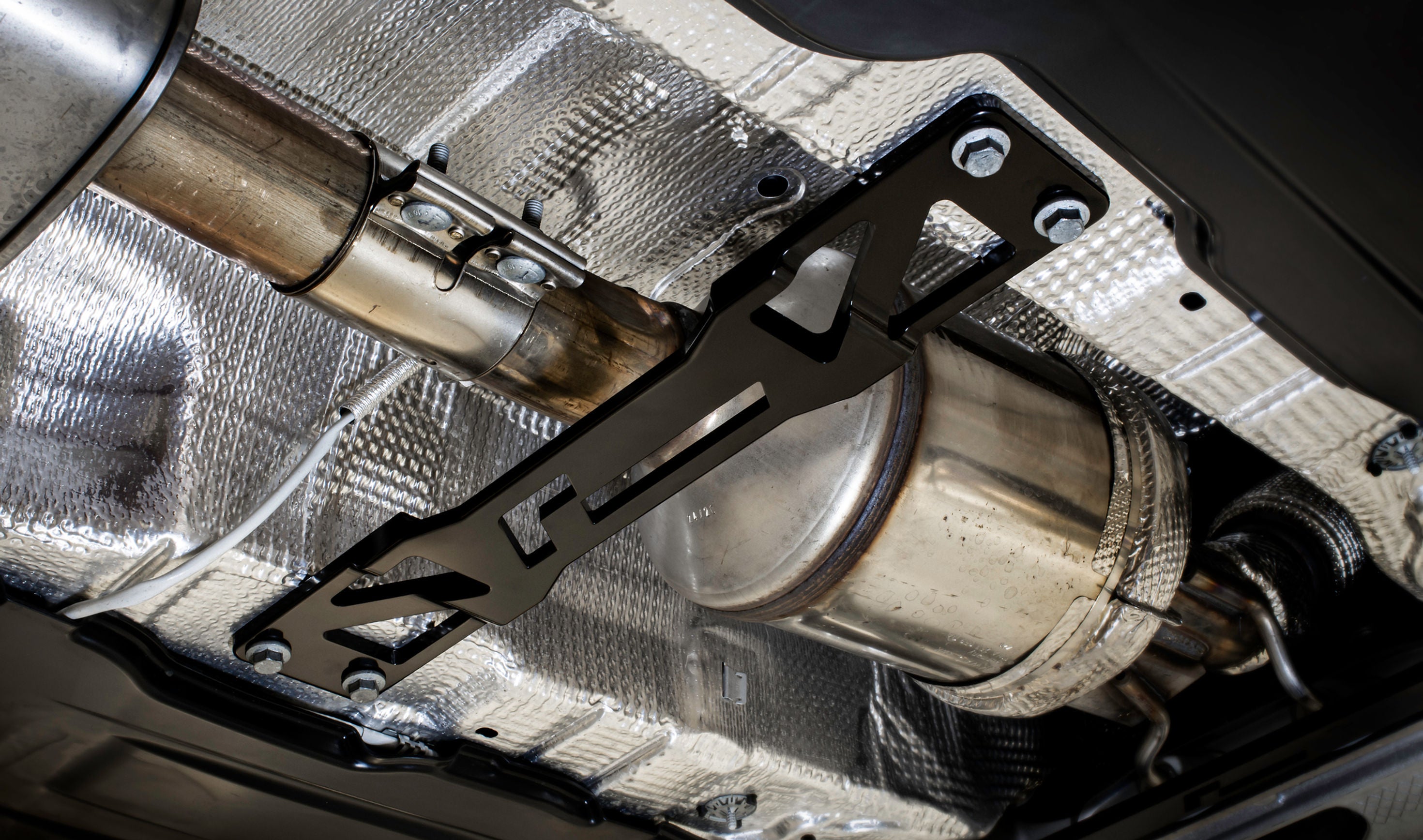 Racingline Underbody Billet Centre Tunnel Brace - VAG MQB/MQB Evo FWD Models