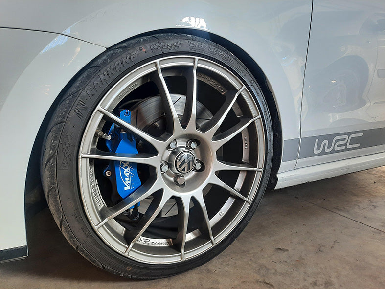 Kit de frenos grandes V-Maxx de 330 mm para VW Polo GTI Mk5