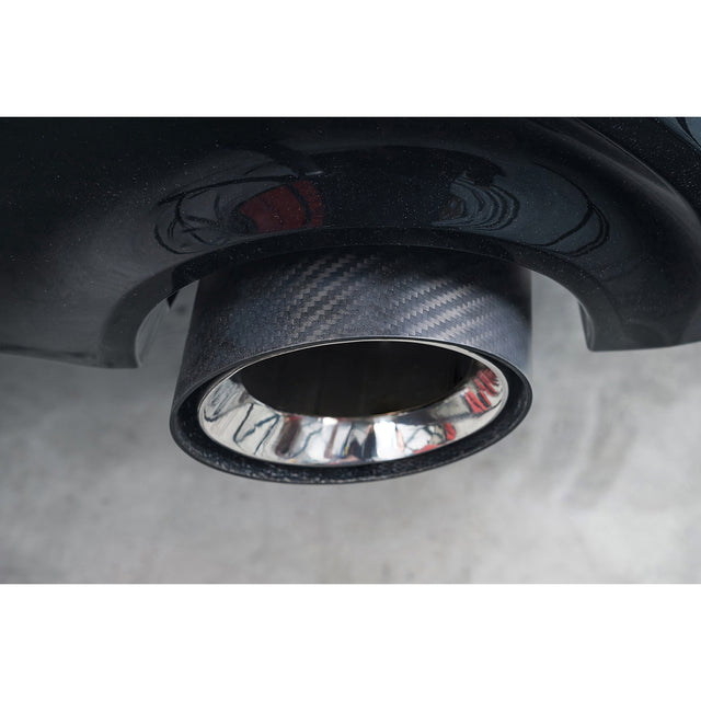 Puntas de rendimiento OEM estilo M para BMW M135i xDrive (F40) de Cobra Sport: tubos de escape de repuesto deslizantes de 4" más grandes de fibra de carbono