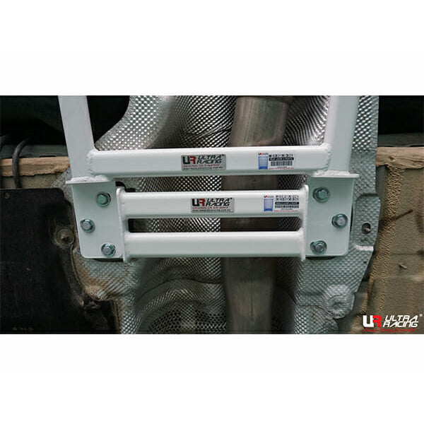 Ultra Racing Mid Lower Brace - BMW M135i/M140i F2x
