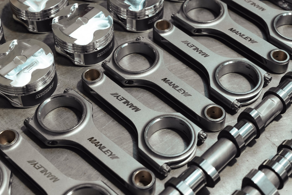 custom-slideshow-image-mobile-block_LFzBPU