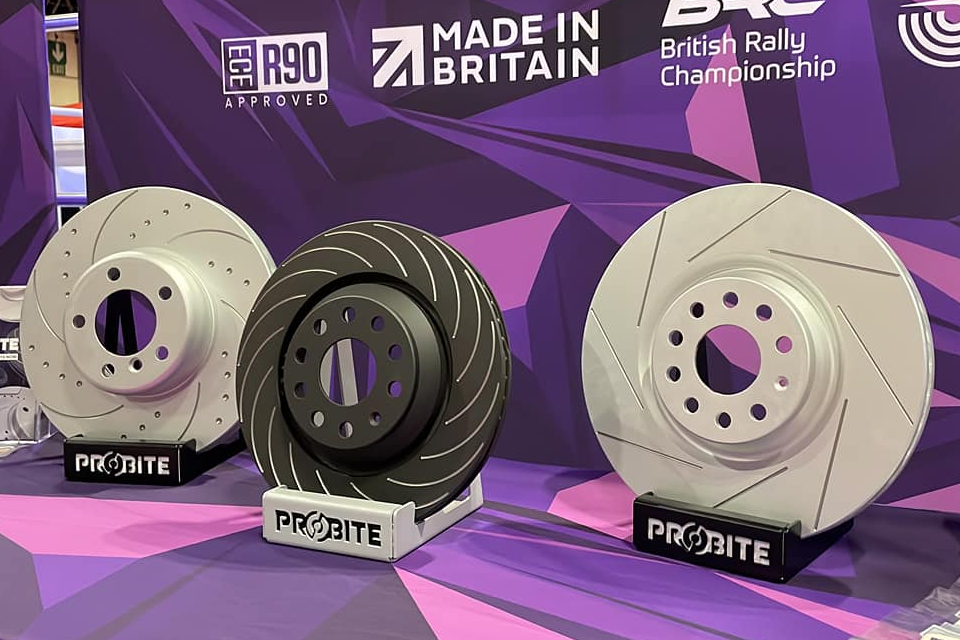 custom-slideshow-image-mobile-block_LFzBPU