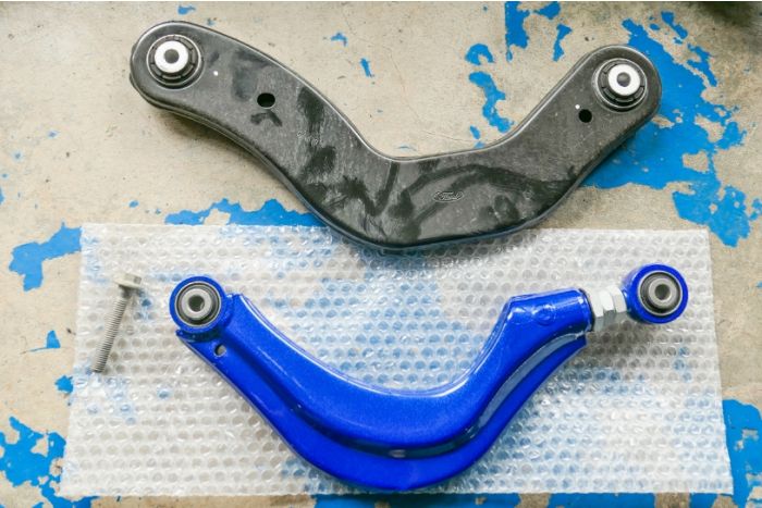 Hardrace Rear Camber Arm (Adjustable) - Ford Focus Mk4 ST