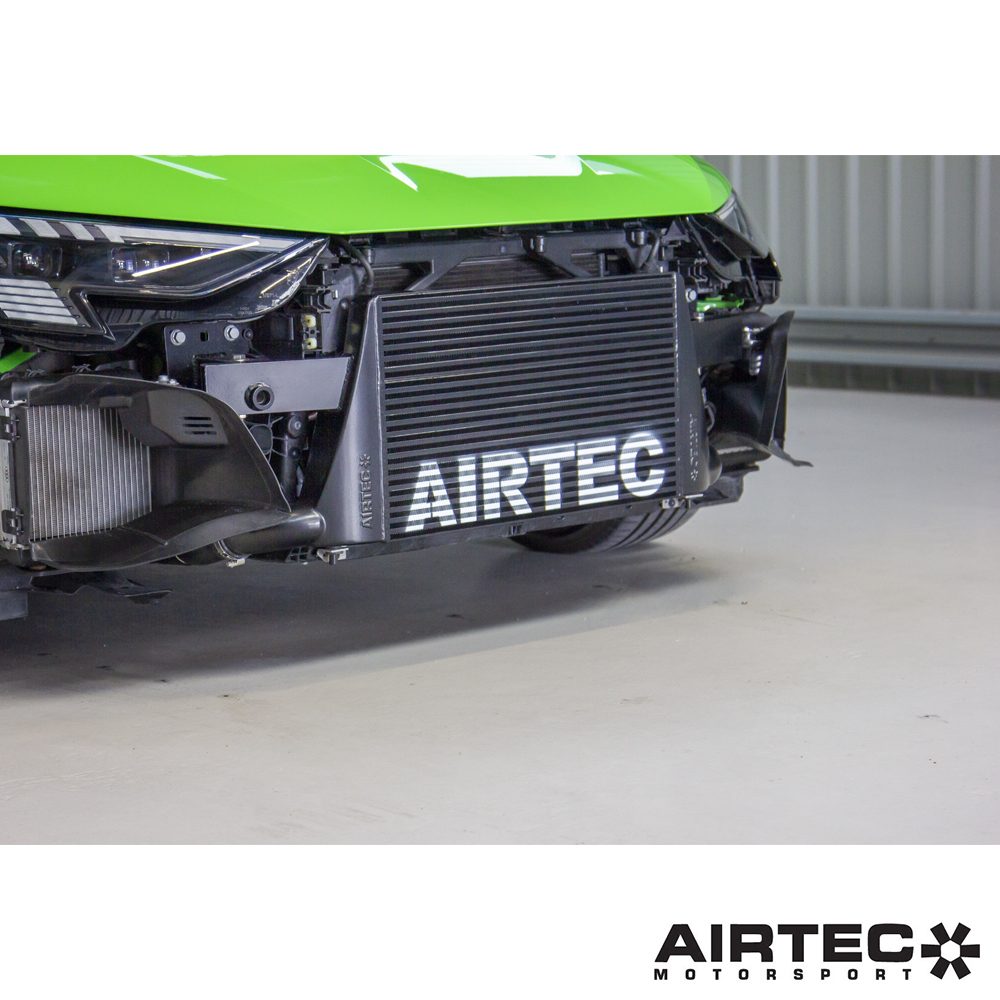 Intercooler de montaje frontal AIRTEC Motorsport para Audi RS3 8Y