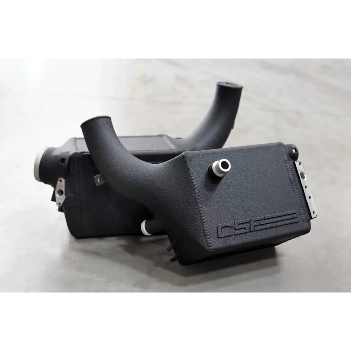 Refroidisseurs de charge hautes performances CSF pour BMW F92 M8