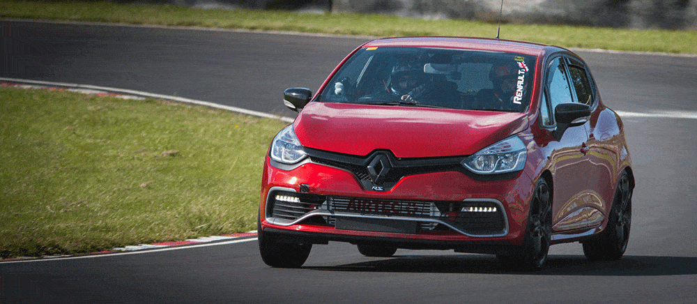 AIRTEC Motorsport Intercooler Upgrade for Renault Clio Mk4 RS 200 / 220