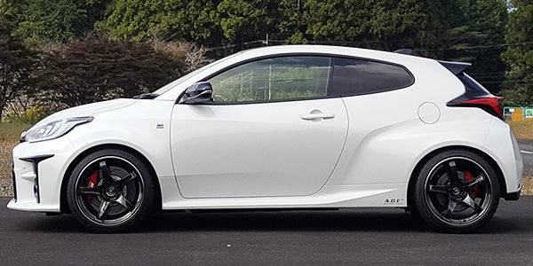 Suspension à ressorts hélicoïdaux HKS HIPERMAX R - Toyota GR Yaris Gen 1